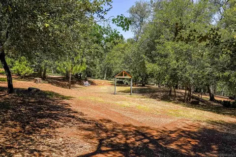 Exterior - 3076 Pera Alta Dr, Julian, CA 92036 photo 15 of 18