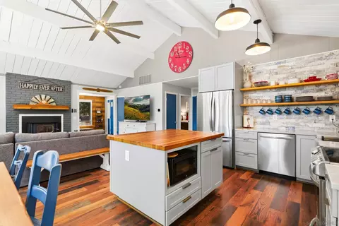 Kitchen - 3076 Pera Alta Dr, Julian, CA 92036 photo 1 of 4