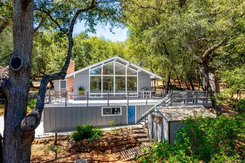 Exterior - 3076 Pera Alta Dr, Julian, CA 92036 photo 2 of 18