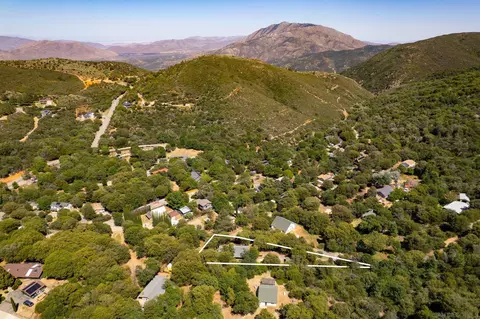 View/Area - 4010 Imperial Dr, Julian, CA 92036 photo 3 of 5