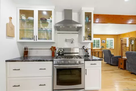 Kitchen - 4010 Imperial Dr, Julian, CA 92036 photo 6 of 7