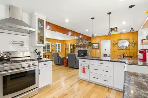 Kitchen - 4010 Imperial Dr, Julian, CA 92036 photo 2 of 7