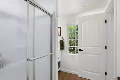 Bath - 4010 Imperial Dr, Julian, CA 92036 photo 3 of 5