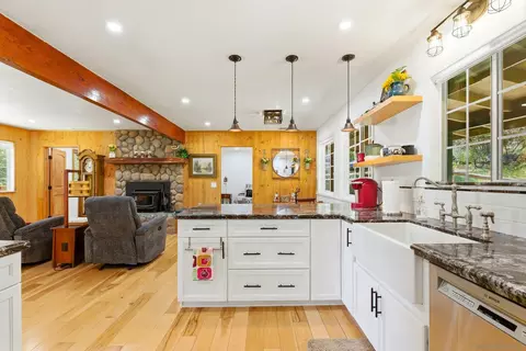 Kitchen - 4010 Imperial Dr, Julian, CA 92036 photo 3 of 7