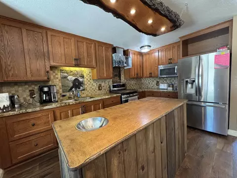Kitchen - 12706 Julian Ave, Lakeside, CA 92040 photo 1 of 4