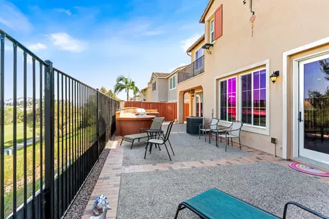 Exterior - 1268 Bellingham Dr, Oceanside, CA 92057 photo 7 of 9