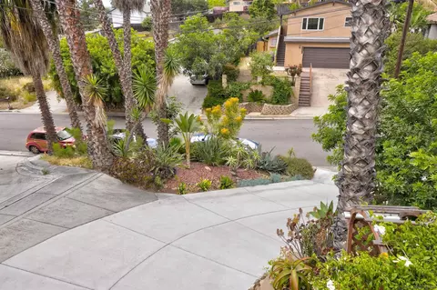 1225 Portola Ave, Spring Valley, CA 91977 photo 4