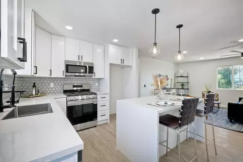 560 11th St, Imperial Beach, CA 91932