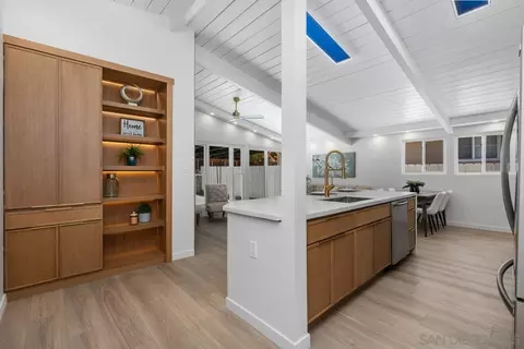 5556 Baja Dr, San Diego, CA 92115
