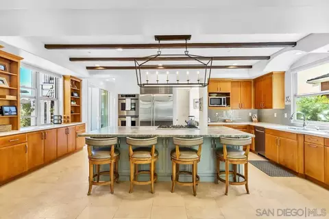 518 Sheffield, Cardiff, CA 92007
