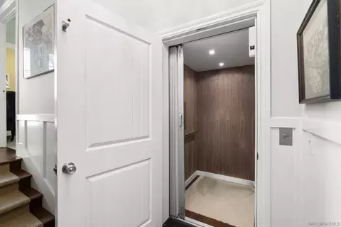 Entry Way - 7718 Ivanhoe, La Jolla, CA 92037 photo 2 of 2