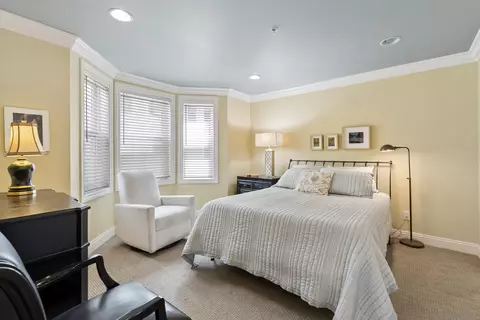 Bedroom - 7718 Ivanhoe, La Jolla, CA 92037 photo 3 of 3