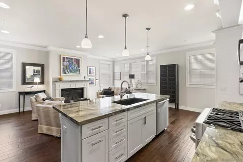Kitchen - 7718 Ivanhoe, La Jolla, CA 92037 photo 4 of 6