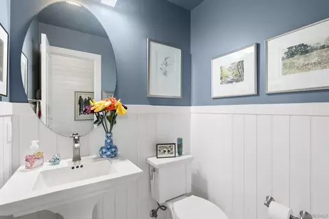 Bath - 7718 Ivanhoe, La Jolla, CA 92037 photo 1 of 4