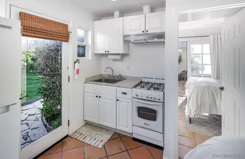 629 Fourth St, Encinitas, CA 92024 photo 22