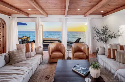 629 Fourth St, Encinitas, CA 92024 photo 2