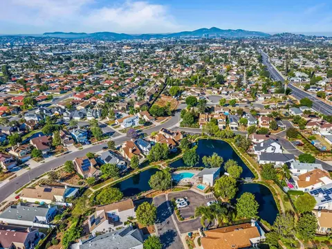 View/Area - 906 Sendero Ave, Escondido, CA 92026 photo 11 of 14