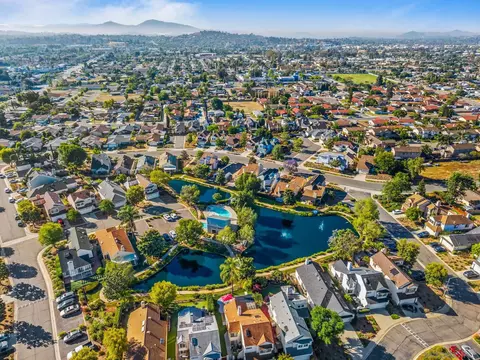 View/Area - 906 Sendero Ave, Escondido, CA 92026 photo 10 of 14