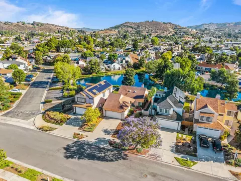 View/Area - 906 Sendero Ave, Escondido, CA 92026 photo 2 of 14