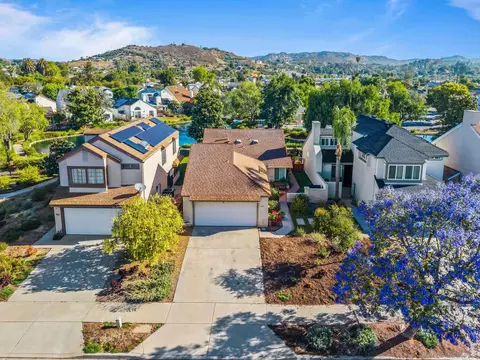 View/Area - 906 Sendero Ave, Escondido, CA 92026 photo 14 of 14