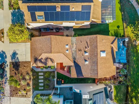 View/Area - 906 Sendero Ave, Escondido, CA 92026 photo 5 of 14