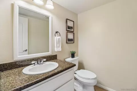 Bath - 669 Rue Le Blanc, Chula Vista, CA 91913 photo 2 of 2