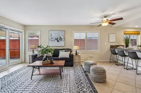 Living - 669 Rue Le Blanc, Chula Vista, CA 91913 photo 6 of 7