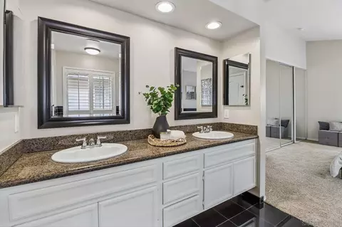 Bath - 669 Rue Le Blanc, Chula Vista, CA 91913 photo 1 of 2