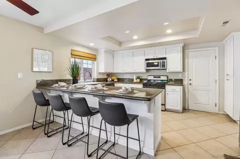 Kitchen - 669 Rue Le Blanc, Chula Vista, CA 91913 photo 1 of 7