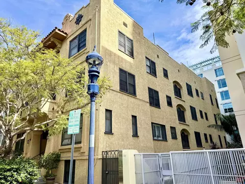 1541 8th Ave, San Diego, CA 92101