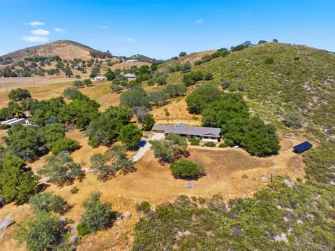View/Area - 19525 Casner Rd, Ramona, CA 92065 photo 3 of 12