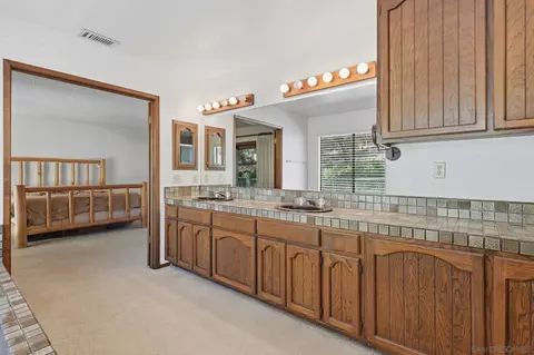Bath - 19525 Casner Rd, Ramona, CA 92065 photo 1 of 5