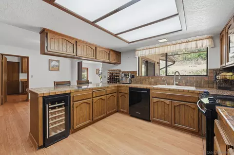 Kitchen - 19525 Casner Rd, Ramona, CA 92065 photo 1 of 5