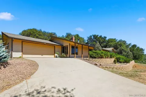 Exterior - 19525 Casner Rd, Ramona, CA 92065 photo 2 of 24