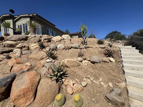 Exterior - 19987 Sunset Oaks Dr, Ramona, CA 92065 photo 3 of 12