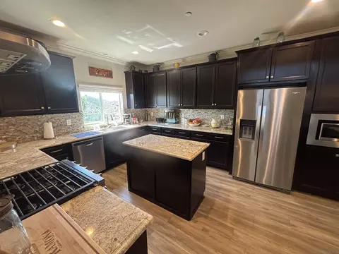 19987 Sunset Oaks Dr, Ramona, CA 92065
