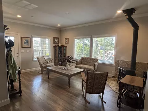 19987 Sunset Oaks Dr, Ramona, CA 92065
