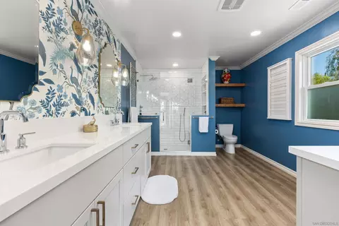 Bath - 16312 Country Day Rd, Poway, CA 92064 photo 3 of 5