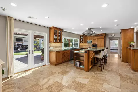 Kitchen - 16312 Country Day Rd, Poway, CA 92064 photo 3 of 6