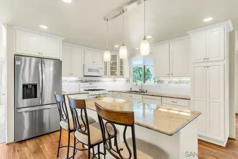 Kitchen - 275 S Worthington #SPC 55, Spring Valley, CA 91977 photo 8 of 8
