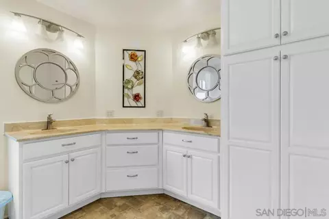 Bath - 275 S Worthington #SPC 55, Spring Valley, CA 91977 photo 2 of 4