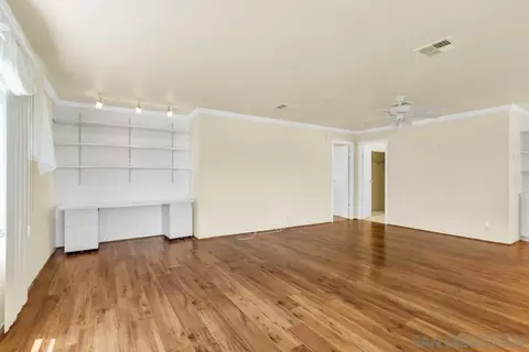 Living - 275 S Worthington #SPC 55, Spring Valley, CA 91977 photo 8 of 9