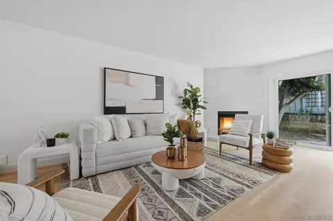 8067 Caminito Mallorca, La Jolla, CA 92037