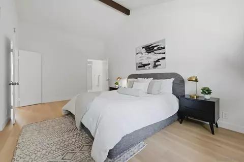 Bedroom - 8067 Caminito Mallorca, La Jolla, CA 92037 photo 3 of 10