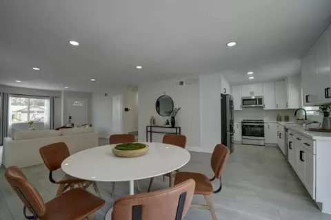 8430 Hydra Ln, San Diego, CA 92126