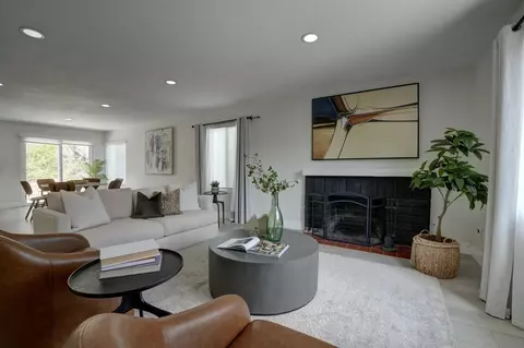 8430 Hydra Ln, San Diego, CA 92126