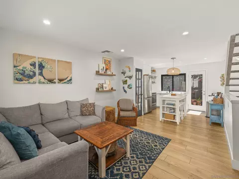 3825 Caminito Litoral #212, San Diego, CA 92107