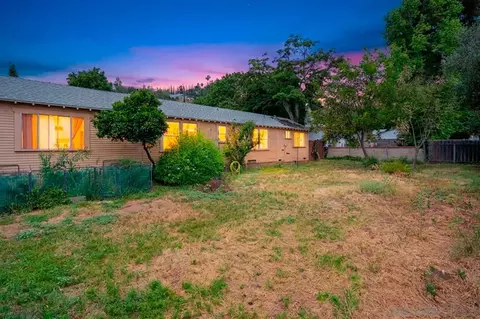 Exterior - 4065 Bancroft Dr, La Mesa, CA 91941 photo 4 of 10