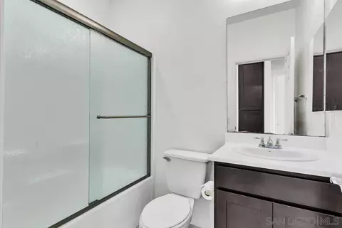 Bath - 1021 Iron Wheel St, Santee, CA 92071 photo 4 of 4