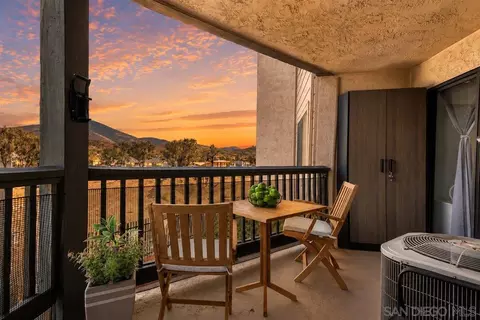 2916 Elm Tree Ct, Spring Valley, CA 91978